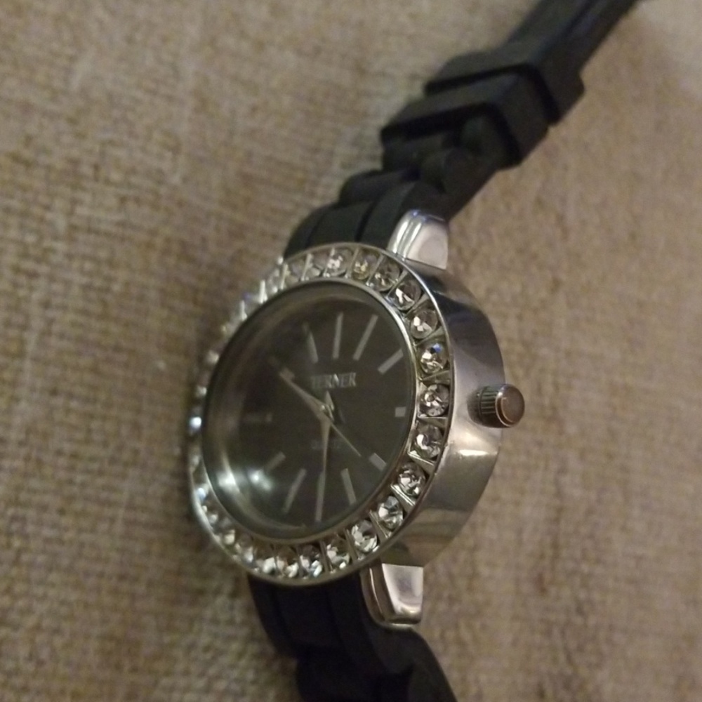 Watch - Picture 5 of 5